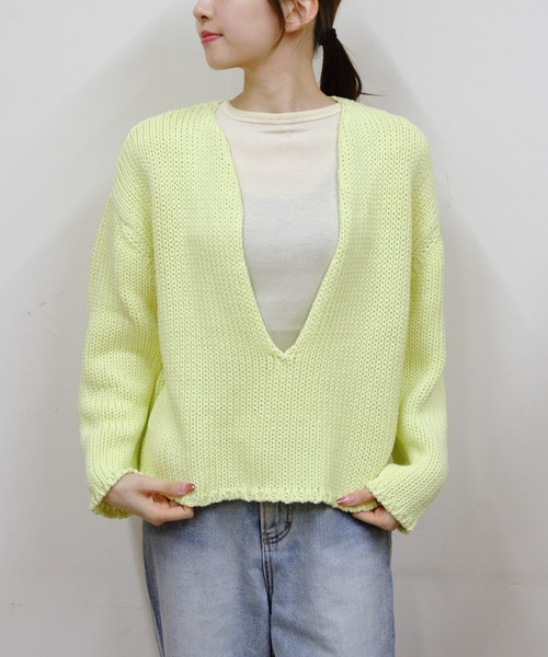 MEYAME（メヤメ）の「MEYAME/メヤメ　ロングスリットニット　LONG SLIT KNIT（ニット/セーター・レディース・ブラック/イエロー・FREE）」の2枚目の写真