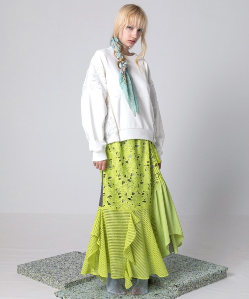 AULA AILA（アウラアイラ）の「レースレイヤードプルオーバー（スウェット・レディース・オフホワイト/ブラック/ミント・0）」の4枚目の写真