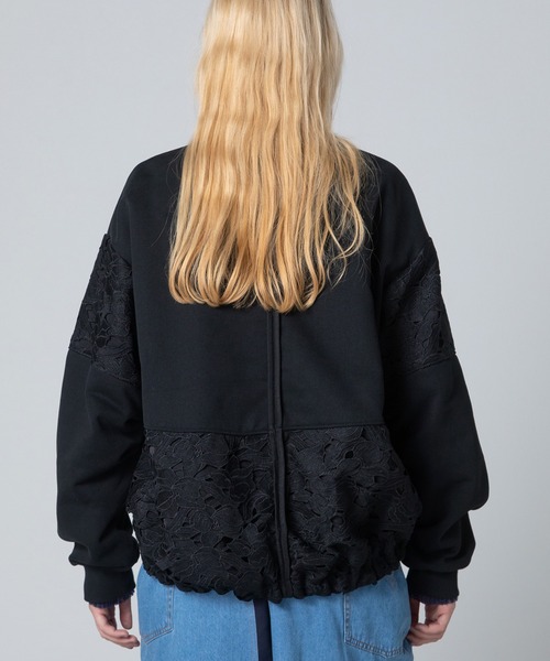 AULA AILA（アウラアイラ）の「レースレイヤードプルオーバー（スウェット・レディース・オフホワイト/ブラック/ミント・0）」の6枚目の写真