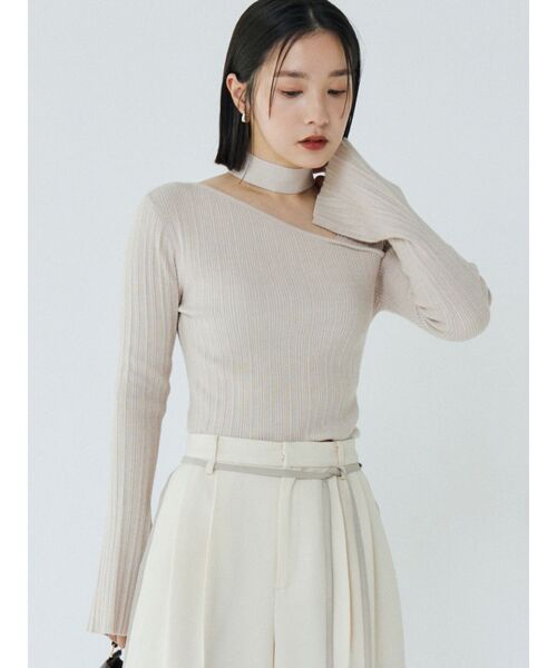 LAGUNAMOON（ラグナムーン）の「ボウタイアシンメトリーネックニットプルオーバー（ニット/セーター・レディース・ブラック/グレー/ブルー/ベージュ/ブラウン・FREE）」の4枚目の写真