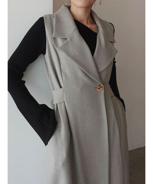 LAGUNAMOON(ラグナムーン)の「ボウタイアシンメトリーネックニットプルオーバー(ニット/セーター・レディース・ブラック/グレー/ブルー/ベージュ/ブラウン・FREE)」の13枚目の写真