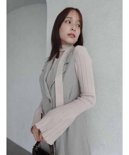 LAGUNAMOON(ラグナムーン)の「ボウタイアシンメトリーネックニットプルオーバー(ニット/セーター・レディース・ブラック/グレー/ブルー/ベージュ/ブラウン・FREE)」の20枚目の写真