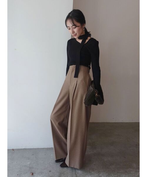 ボウタイアシンメトリーネックニットプルオーバー（ニット/セーター