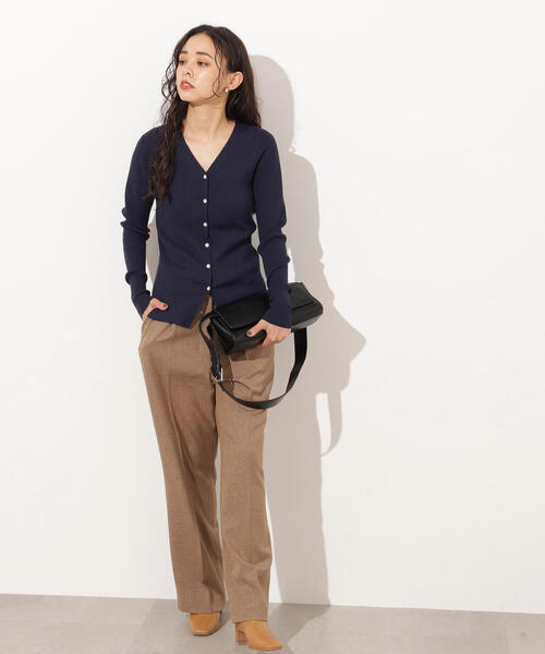 N.（N. Natural Beauty Basic）（エヌエヌナチュラルビューティーベーシック）の「Vネックリブカーディガン（カーディガン/ボレロ・レディース・グリーン/イエロー/ネイビー・MEDIUM）」の21枚目の写真