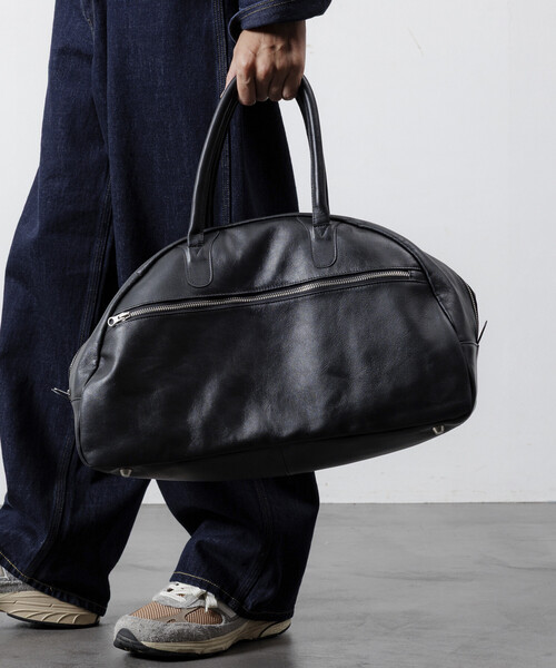 Firsthand（ファーストハンド）の「Firsthand/ファーストハンド Big Leather Boston bag / レザーボストンバッグ / 牛革 / 撥水レザー / A4収納可能（ボストンバッグ・メンズ・ブラック・ONE SIZE）」の9枚目の写真