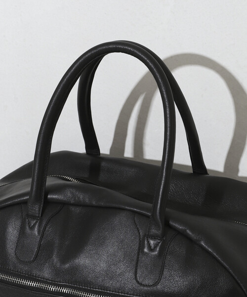 Firsthand（ファーストハンド）の「Firsthand/ファーストハンド Big Leather Boston bag / レザーボストンバッグ / 牛革 / 撥水レザー / A4収納可能（ボストンバッグ・メンズ・ブラック・ONE SIZE）」の13枚目の写真