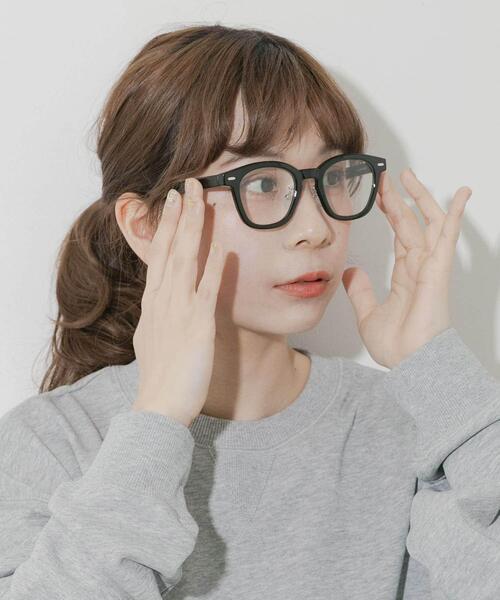 SMELLY（スメリー）の「ウェリントンダテメガネ（メガネ・レディース・ブラウン系その他/ブラック・-）」の2枚目の写真
