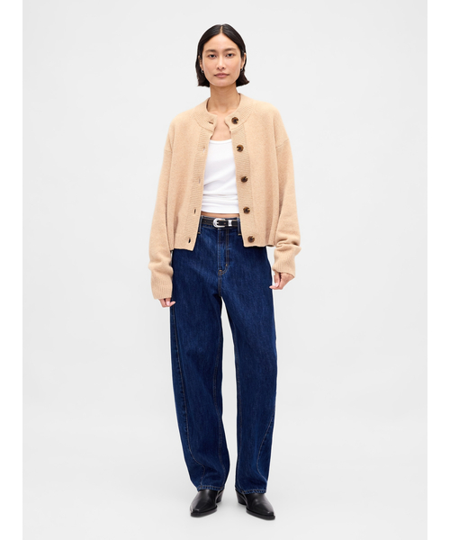 GAP（ギャップ）の「Cashsoft カシミヤタッチ オーバーサイズ チャンキー カーディガン（カーディガン/ボレロ・レディース・ネイビー/ブラック/ライトグレー/キャメル/アイボリー・XS/S/M/L/XL/XXS）」の14枚目の写真