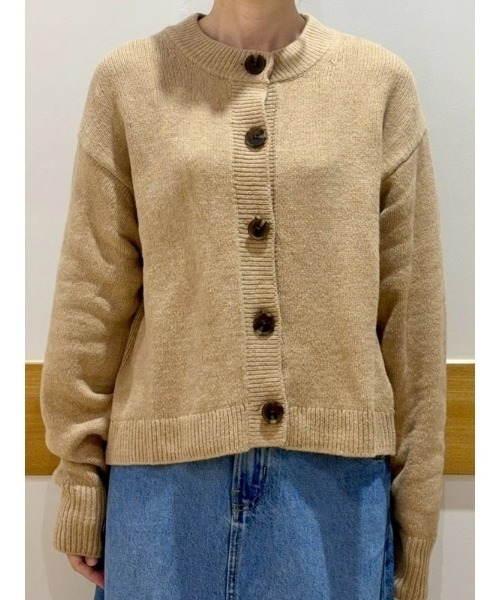 GAP（ギャップ）の「Cashsoft カシミヤタッチ オーバーサイズ チャンキー カーディガン（カーディガン/ボレロ・レディース・ネイビー/ブラック/ライトグレー/キャメル/アイボリー・XS/S/M/L/XL/XXS）」の9枚目の写真