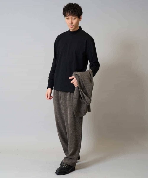 a.v.v（アーヴェヴェ）の「ポンチモックネックカットソー【イージーケア/毛玉になりにくい/速乾/洗濯機で洗える】（Tシャツ/カットソー・メンズ・ホワイト/ブラウン/ブラック/グレー・44/46/48/50/52）」の15枚目の写真