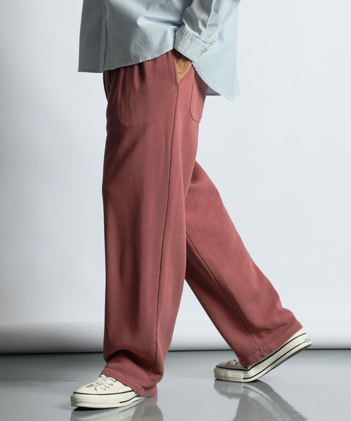 The DUFFER of ST.GEORGE（ザダファーオブセントジョージ）の「PIGMENT-DYE SWEAT WIDE PANTS：ピグメント加工 スウェットワイドパンツ バギーパンツ（スウェットパンツ・メンズ・ベージュ/チャコールグレー/ボルドー・X-LARGE/LARGE/MEDIUM/SMALL）」の3枚目の写真