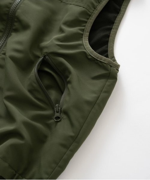 GLAZOS（グラソス）の「【SKIT0LY】【撥水】ZIP UPベスト（ベスト・キッズ・カラフル/カーキ・100cm/120cm/130cm/140cm/110cm）」の19枚目の写真