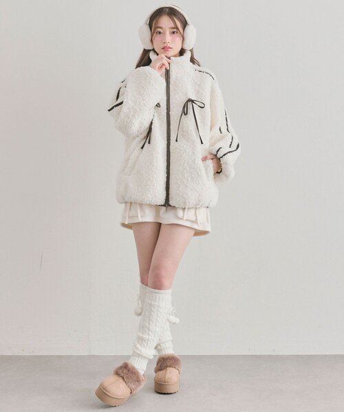 OLIVE des OLIVE（オリーブデオリーブ）の「パイピングボアブルゾン（ブルゾン・レディース・オフホワイト/ライトグレー/モカ・FREE）」の20枚目の写真