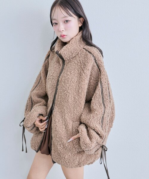 OLIVE des OLIVE（オリーブデオリーブ）の「パイピングボアブルゾン（ブルゾン・レディース・オフホワイト/ライトグレー/モカ・FREE）」の3枚目の写真