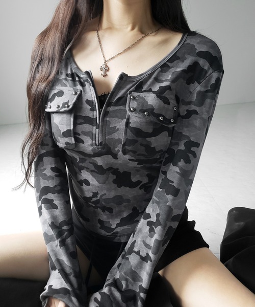 me+em select(ミームセレクト)の「【 2color 】ヴィンテージカモフラアウトポケットジップロンT / vintage camouflage out pocket zip longsleeve T-shirt(Tシャツ/カットソー・レディース・グレー/カーキ・FREE)」の1枚目の写真