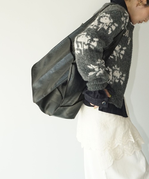 chuclla（チュクラ）の「ソフトレザーショルダーバッグ cha25a014（トートバッグ・レディース・ブラック・FREE）」の5枚目の写真