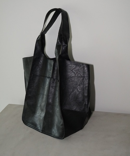 chuclla（チュクラ）の「ソフトレザーショルダーバッグ cha25a014（トートバッグ・レディース・ブラック・FREE）」の12枚目の写真