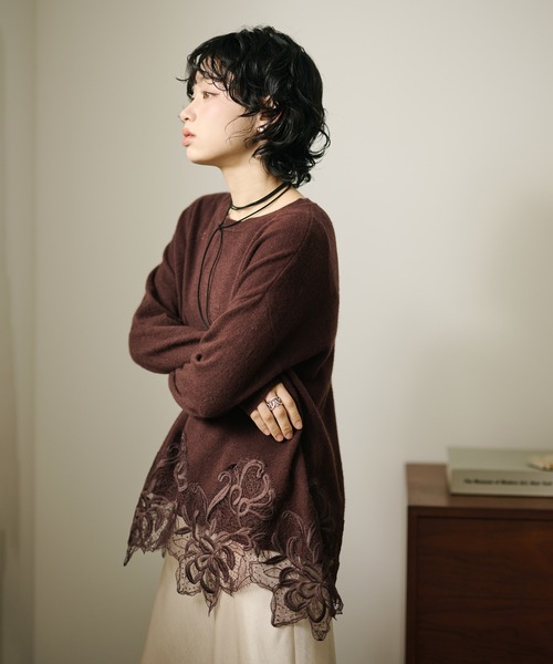 LAULEN（ローレン）の「botanical embroidery lace knit pullover