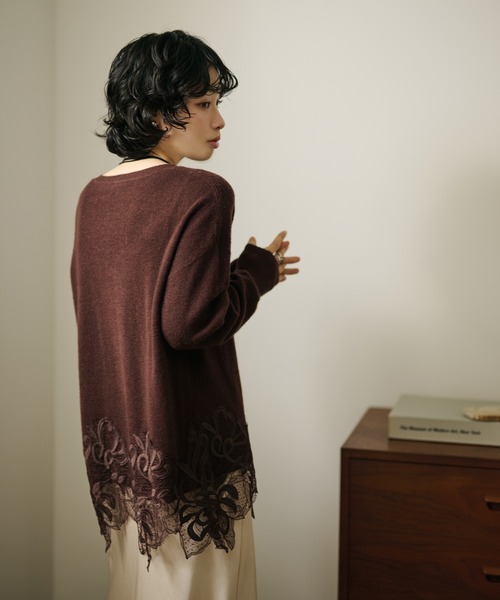 LAULEN(ローレン)の「botanical embroidery lace knit pullover /ボタニカル刺繍レースニットプルオーバー(ニット/セーター・レディース・ブラウン/ベージュ・FREE)」の5枚目の写真