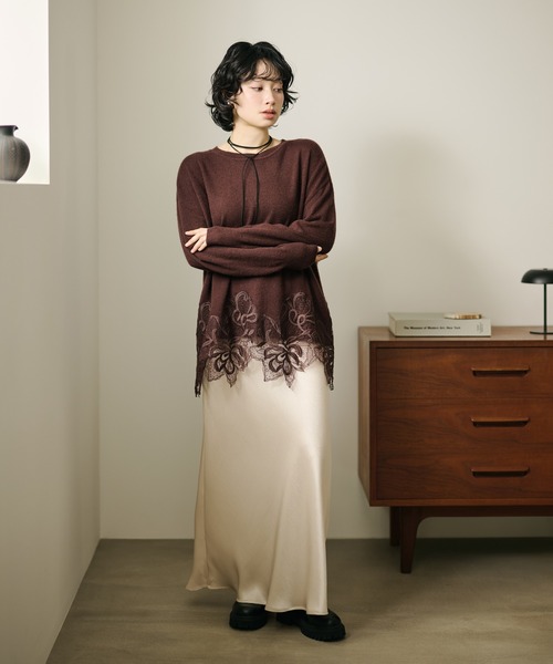 LAULEN(ローレン)の「botanical embroidery lace knit pullover /ボタニカル刺繍レースニットプルオーバー(ニット/セーター・レディース・ブラウン/ベージュ・FREE)」の9枚目の写真