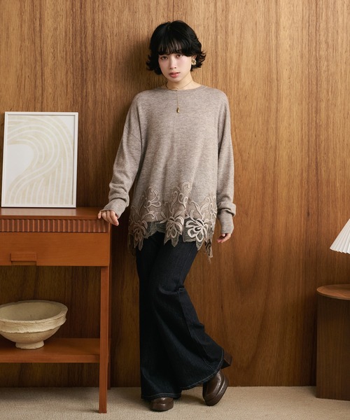 LAULEN(ローレン)の「botanical embroidery lace knit pullover /ボタニカル刺繍レースニットプルオーバー(ニット/セーター・レディース・ブラウン/ベージュ・FREE)」の19枚目の写真
