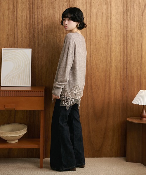 LAULEN(ローレン)の「botanical embroidery lace knit pullover /ボタニカル刺繍レースニットプルオーバー(ニット/セーター・レディース・ブラウン/ベージュ・FREE)」の20枚目の写真