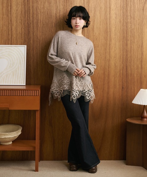 LAULEN(ローレン)の「botanical embroidery lace knit pullover /ボタニカル刺繍レースニットプルオーバー(ニット/セーター・レディース・ブラウン/ベージュ・FREE)」の21枚目の写真