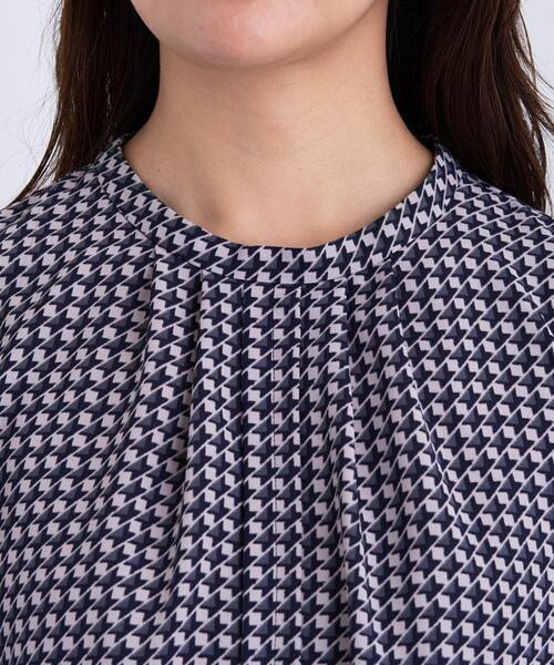 INDIVI(インディヴィ)の「【通勤/オフィス】タックジョーゼットブラウス(シャツ/ブラウス・レディース・ホワイト/ブルー系5/ネイビー系・40/38/36/03/05/13/15 /19)」の20枚目の写真