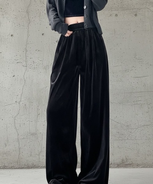 Maison Calme(メゾンカルム)の「シャイニーベロアリラックスワイドパンツ ウエストゴム ボトムス 美シルエット(その他パンツ・レディース・ブラウン/ネイビー/ブラック・M/L)」の1枚目の写真