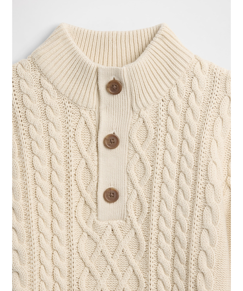 GAP(ギャップ)の「ケーブルニット モックネックセーター (キッズ)(ニット/セーター・キッズ・ベージュ・110cm/120cm/130cm/140cm/150cm/160cm)」の3枚目の写真