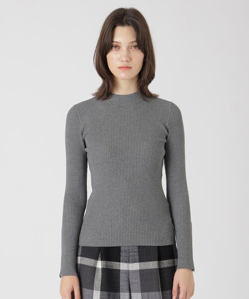 BLUE LABEL CRESTBRIDGE（ブルーレーベルクレストブリッジ）の「レーヨンストレッチタートルニット（ニット/セーター・レディース・グレー系その他/ブラック/オフホワイト/ホワイト・38）」の4枚目の写真