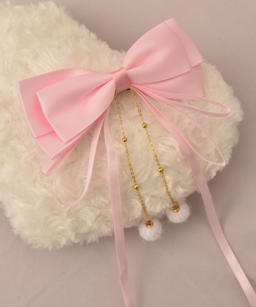 VIBGYOR Women(ヴィブジョー ウィメン)の「【urge select】リボン×ポンポン ゆらゆら ガーリー ヘアクリップ(バレッタ/ヘアクリップ・レディース・ブラック/グリーン/ピンク/レッド/ネイビー・FREE)」の4枚目の写真