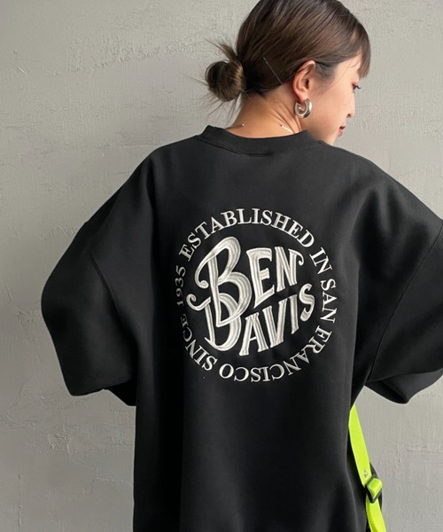 BEN DAVIS（ベンデイビス）の「【WEB限定】[BEN DAVIS/ベンデイビス] サークル刺繍ロゴ バックデザイン クルーネックスウェット（スウェット・レディース・ライトグレー/ブラウン/ブラック・M/L/XL）」の10枚目の写真