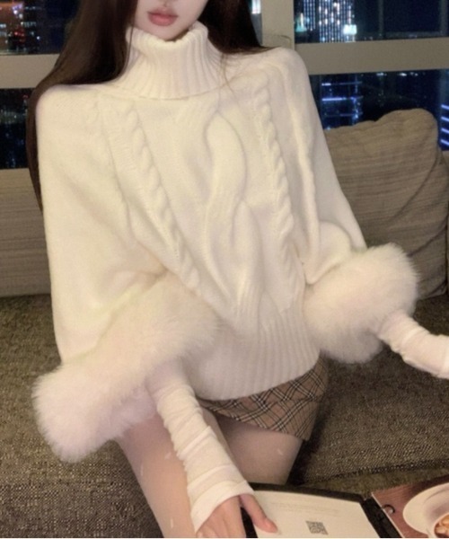 LADY LIKE(レディライク)の「袖口ファー付きオフタートル2WAYケーブルニット(ニット/セーター・レディース・ベージュ/オフホワイト・M)」の20枚目の写真