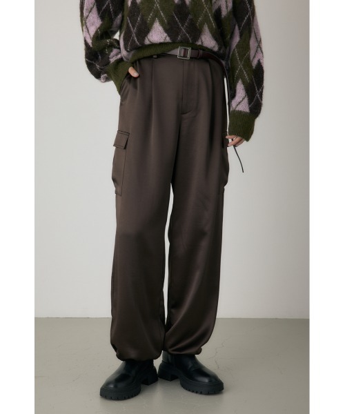 crie conforto（クリーコンフォルト）の「フローワークパンツ　サテン / 2WAY（カーゴパンツ・レディース・ブラウン/ネイビー・MEDIUM/SMALL）」の2枚目の写真