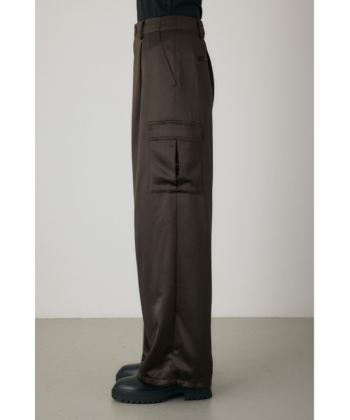 crie conforto（クリーコンフォルト）の「フローワークパンツ　サテン / 2WAY（カーゴパンツ・レディース・ブラウン/ネイビー・MEDIUM/SMALL）」の22枚目の写真