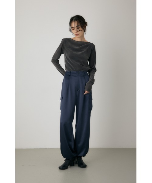 crie conforto（クリーコンフォルト）の「フローワークパンツ　サテン / 2WAY（カーゴパンツ・レディース・ブラウン/ネイビー・MEDIUM/SMALL）」の8枚目の写真