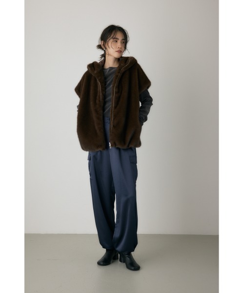 crie conforto（クリーコンフォルト）の「フローワークパンツ　サテン / 2WAY（カーゴパンツ・レディース・ブラウン/ネイビー・MEDIUM/SMALL）」の9枚目の写真