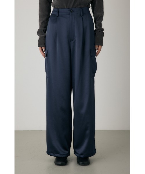 crie conforto（クリーコンフォルト）の「フローワークパンツ　サテン / 2WAY（カーゴパンツ・レディース・ブラウン/ネイビー・MEDIUM/SMALL）」の10枚目の写真