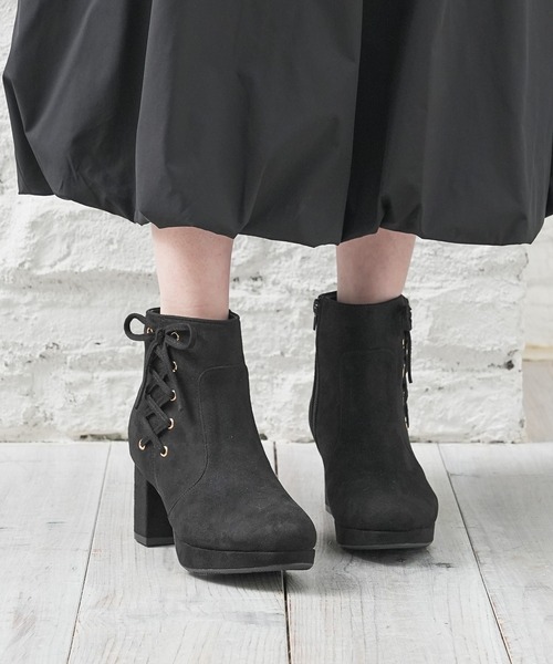 Honeys(ハニーズ)の「サイドレースアップブーツ(ブーツ・レディース・グレイッシュベージュ/ブラウン/ブラック・LL/L/S/M)」の7枚目の写真