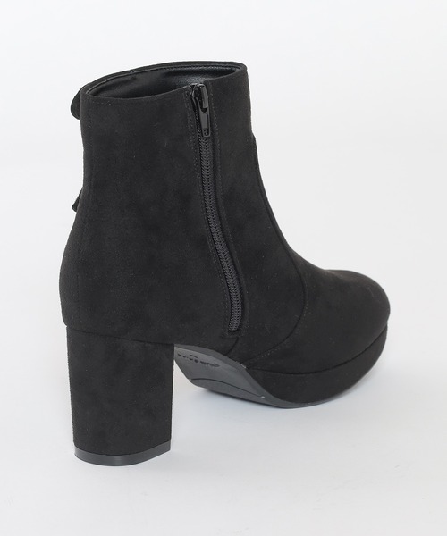 Honeys(ハニーズ)の「サイドレースアップブーツ(ブーツ・レディース・グレイッシュベージュ/ブラウン/ブラック・LL/L/S/M)」の17枚目の写真