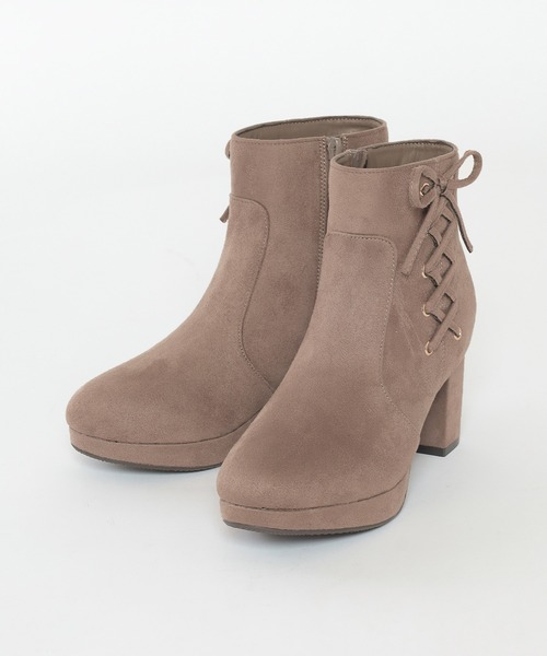 Honeys(ハニーズ)の「サイドレースアップブーツ(ブーツ・レディース・グレイッシュベージュ/ブラウン/ブラック・LL/L/S/M)」の18枚目の写真