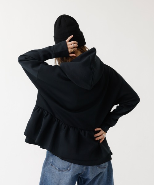 DESIGNWORKS(デザインワークス)の「【セットアップ対応】ダブルエアーフリルジップパーカー(パーカー・レディース・グレー・フリー)」の4枚目の写真