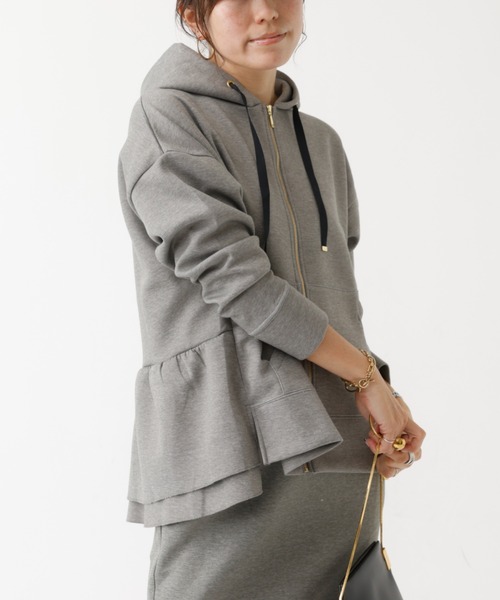 DESIGNWORKS(デザインワークス)の「【セットアップ対応】ダブルエアーフリルジップパーカー(パーカー・レディース・グレー・フリー)」の8枚目の写真