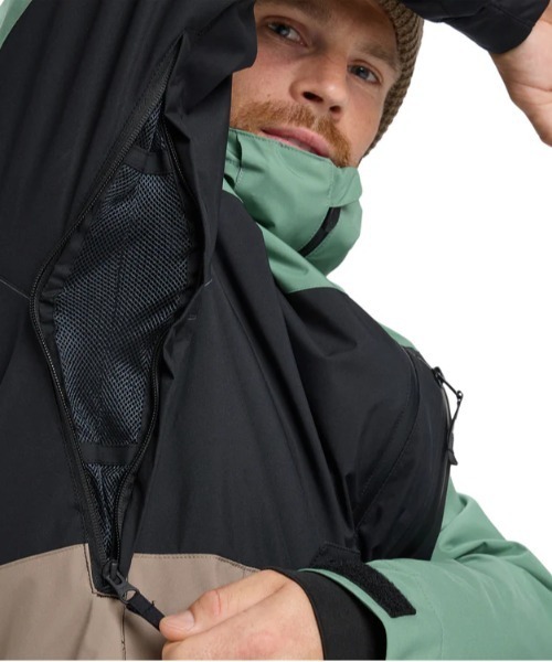 Quiksilver(クイックシルバー)の「SYCAMORE BLOCK 20K J/クイックシルバースキースノーボードウェア(ジャケット)(マウンテンパーカー・メンズ・ブラウン/グリーン・SMALL/MEDIUM/LARGE/X-LARGE)」の22枚目の写真