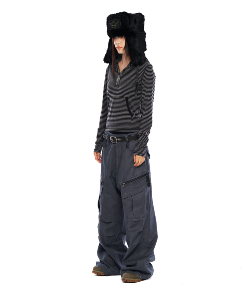 AAKAM(アーカム)の「Striped Button Hoodie (Black)(パーカー・レディース・その他・2/1)」の4枚目の写真