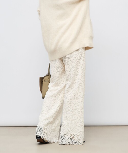 NOLLEY’S Sophi(ノーリーズソフィ)の「モールレースセミフレアパンツ(その他パンツ・レディース・ベージュ系その他/ホワイト系その他2・38)」の22枚目の写真