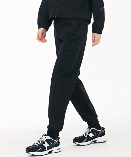 CHASECULT(チェイスカルト)の「レディースストレッチカーゴウォームアップパンツ-ブラック(スウェットパンツ・レディース・ブラック・76/67/70)」の5枚目の写真