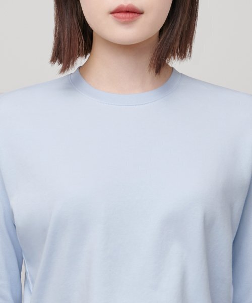 MUSINSA STANDARD WOMAN（ムシンサスタンダードウーマン）の「ウィメンズクルーネッククロップ長袖Tシャツ[パステルブルー]（Tシャツ/カットソー・レディース・その他・SMALL/MEDIUM/LARGE/X-SMALL）」の4枚目の写真