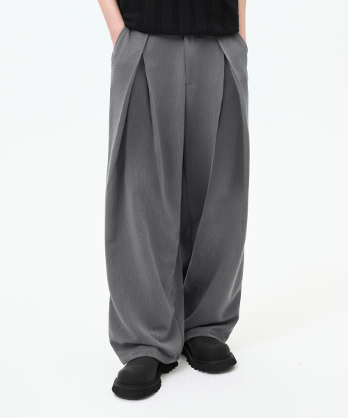 TRILLION（トリリオン）の「フロントVタックワイドスラックス[チャコール]（スラックス・レディース・その他・X-LARGE/MEDIUM/LARGE）」の2枚目の写真